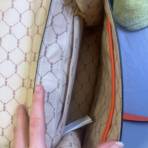 ♻️SOLD♻️NWOT Aldo Bag with adjustable shoulder strap - Picture 5 of 5